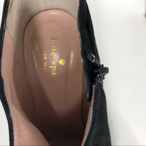 Kate Spade Aldaz Black Suede Gold Bow Ankle Boots Sz 9 - Picture 8 of 8